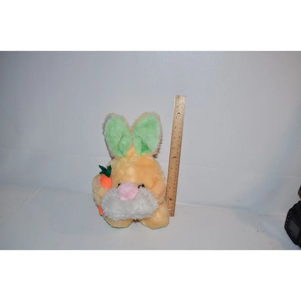 Vtg MTY Intl Round Baby Bunny rabbit‎ w/ carrot pastel yellow green